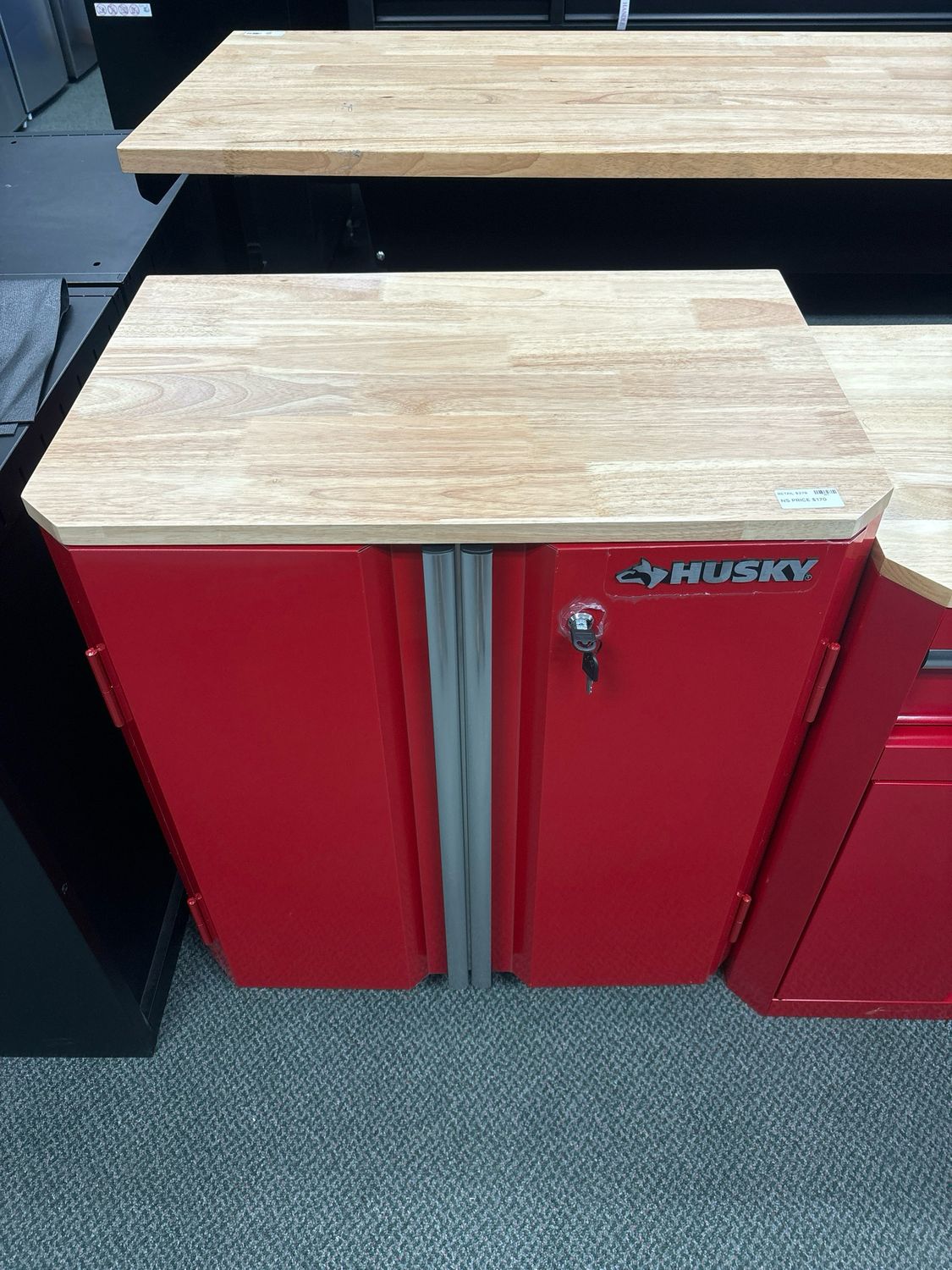 Husky Ready-to-Assemble 23-gauge steel 2-Door Garage Base Cabinet in Red (28 in. W x 32 in. H x 18 in. D) HOME28XDB22