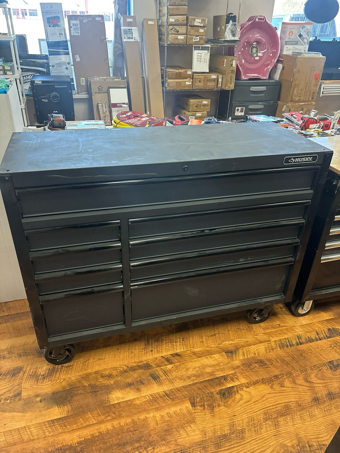 Husky 52&quot;x20&quot; Toolbox