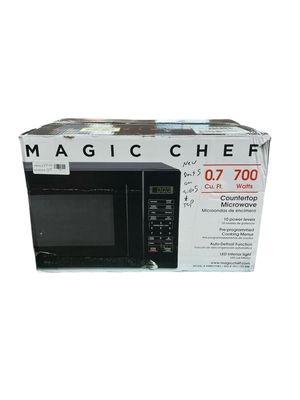 Magic Chef 17.3 in. W, 0.7 cu. ft. Countertop Microwave in Black with 700-Watt Cooking Power HMM770B3 New