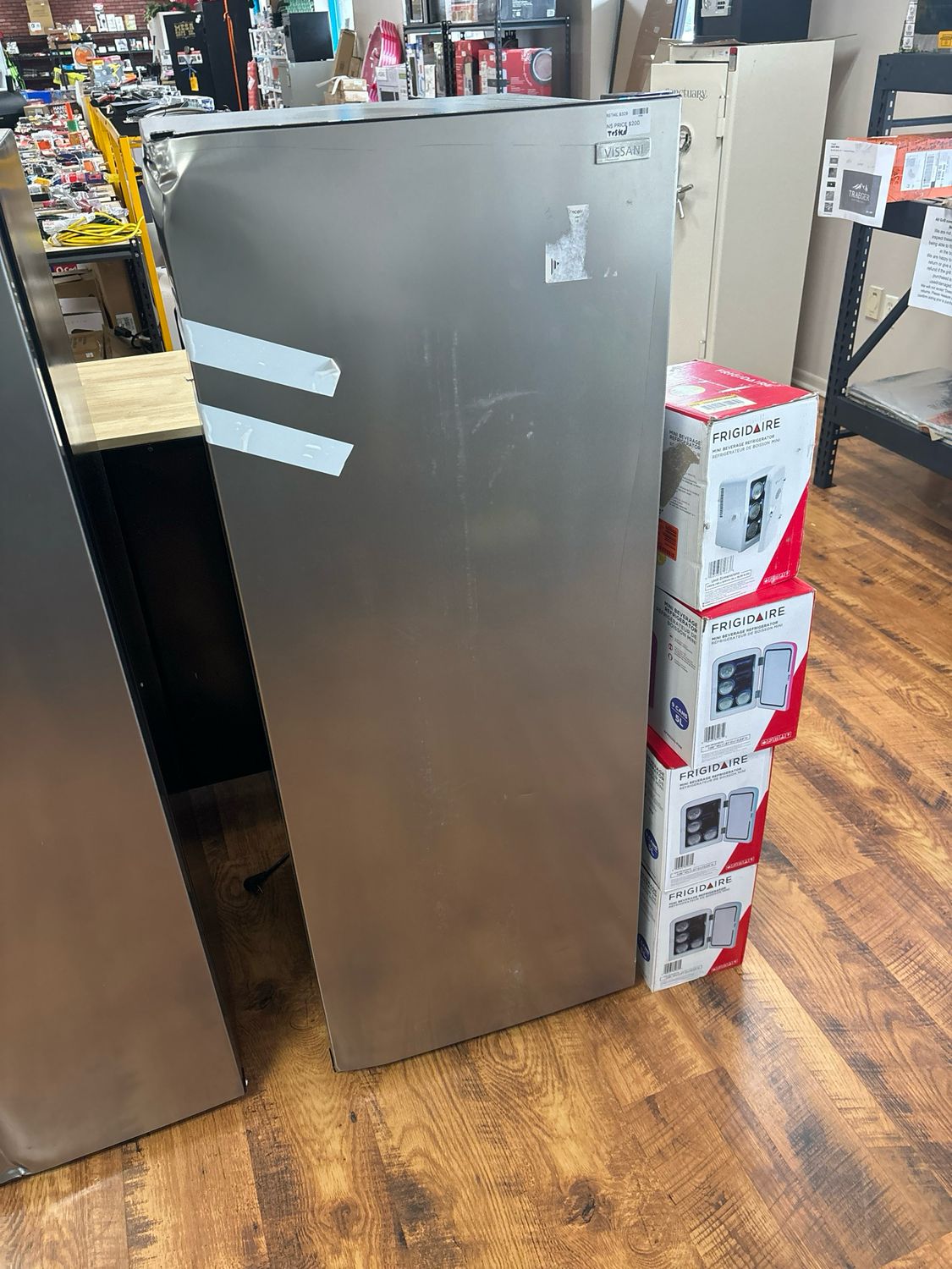 Vissani 7 cu. ft. Convertible Upright Freezer/Refrigerator in Stainless Steel Garage Ready MDUFC7SS .. .