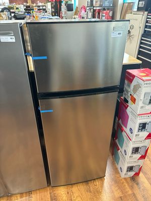 Vissani 7.1 cu. ft. Top Freezer Refrigerator in Stainless Steel Look MDFF7SS .