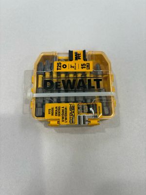 DEWALT MAXFIT 2 in. #25 Torx Bit with Small Bulk Storage (15-Piece) DWA2TX25MF15