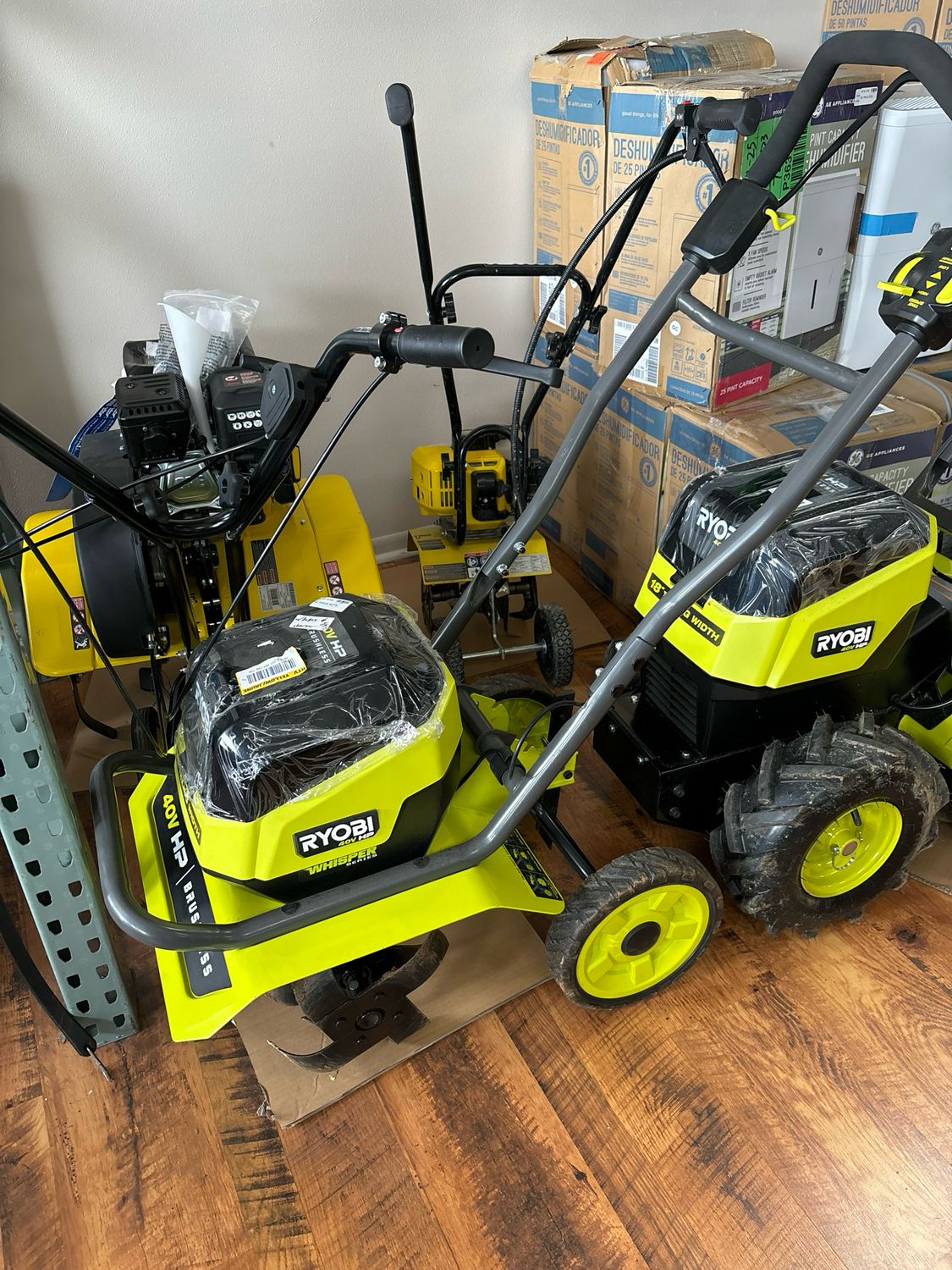 RYOBI 40V HP Brushless 16 in. Front Tine Tiller with Adjustable Tilling Width with 4.0 Ah Battery and Charger