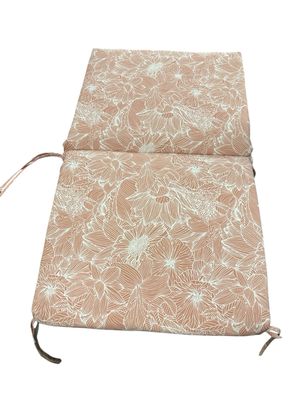 Hampton Bay 19 in x 20 in Rectangular Outdoor Mid Back Dining Chair Cushion in Flower HQ24C11B-9D6