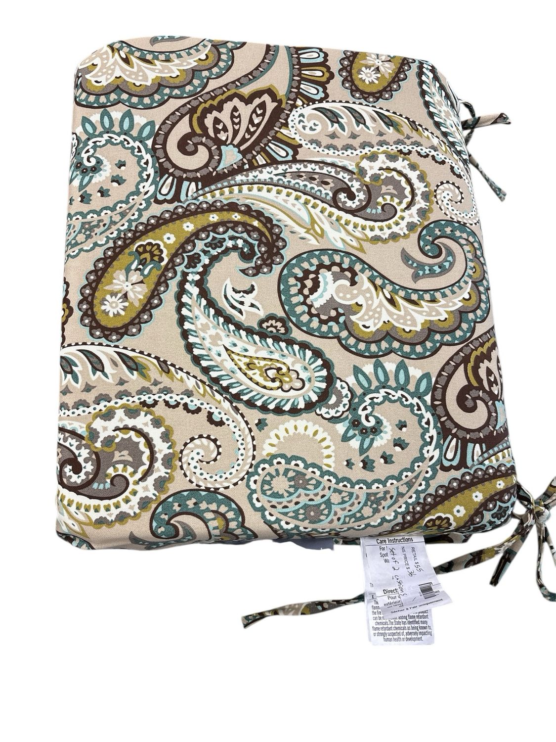 Pillow Perfect Floral 16 x 15.5 Outdoor Dining Chair Cushion