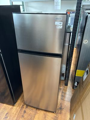 Vissani 7.1 cu. ft. Top Freezer Refrigerator in Stainless Steel Look MDFF7SS ..