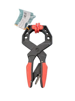 BESSEY 4 in. Capacity Square Jawed Ratcheting Hand Clamp with 3 in. Throat Depth XCRG4