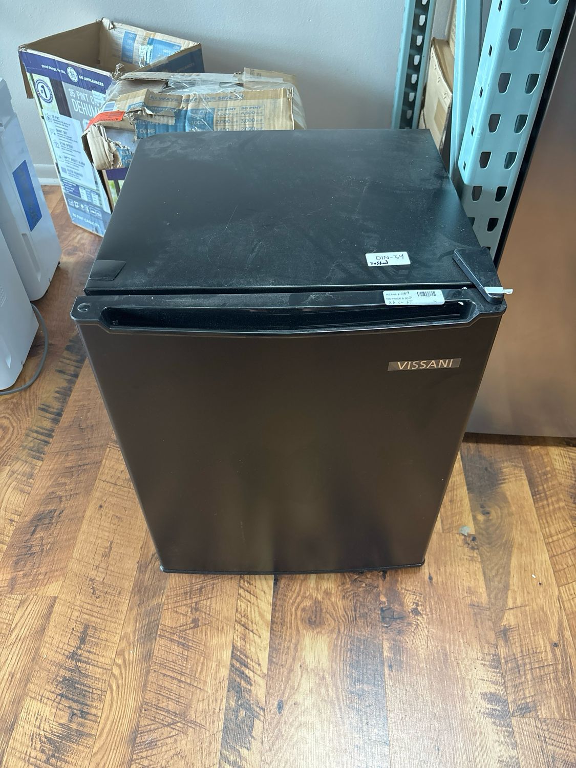 Vissani 2.6 Cu. Ft. Mini Refrigerator in Black, ENERGY STAR HVAR26GBE