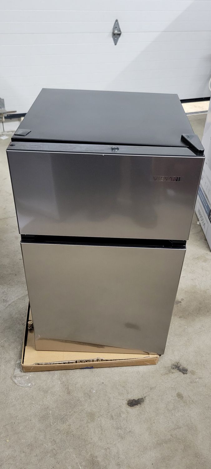 Vissani 3.1 cu. ft. 2-Door Mini Refrigerator in Stainless Steel with Freezer, ENERGY STAR HVDR31GSE  .