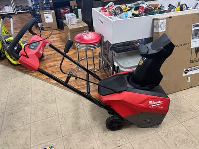 Milwaukee M18 FUEL 18V 21 in. Cordless Dual Battery Auger Propelled Single Stage Snow Blower w/ (2) 12.0 Ah Batteries, Charger 3036-22HD