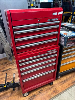 Husky Tool Storage 27 in. W x 18 in. D Standard Duty Red Rolling Tool Chest Combo H27CH5TR5RED
