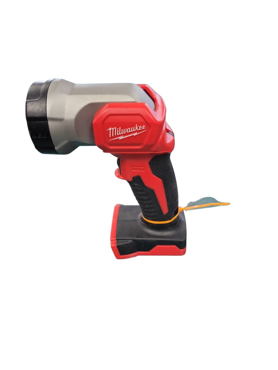 Milwaukee M18 18-Volt Lithium-Ion Cordless 100 Lumens LED Flashlight (Tool-Only) 2735-20   .