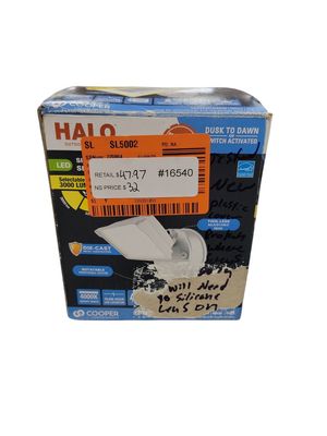 HALO TGS 200-Watt 90° White Outdoor Integrated LED Flood Light TGS3S401DSRW