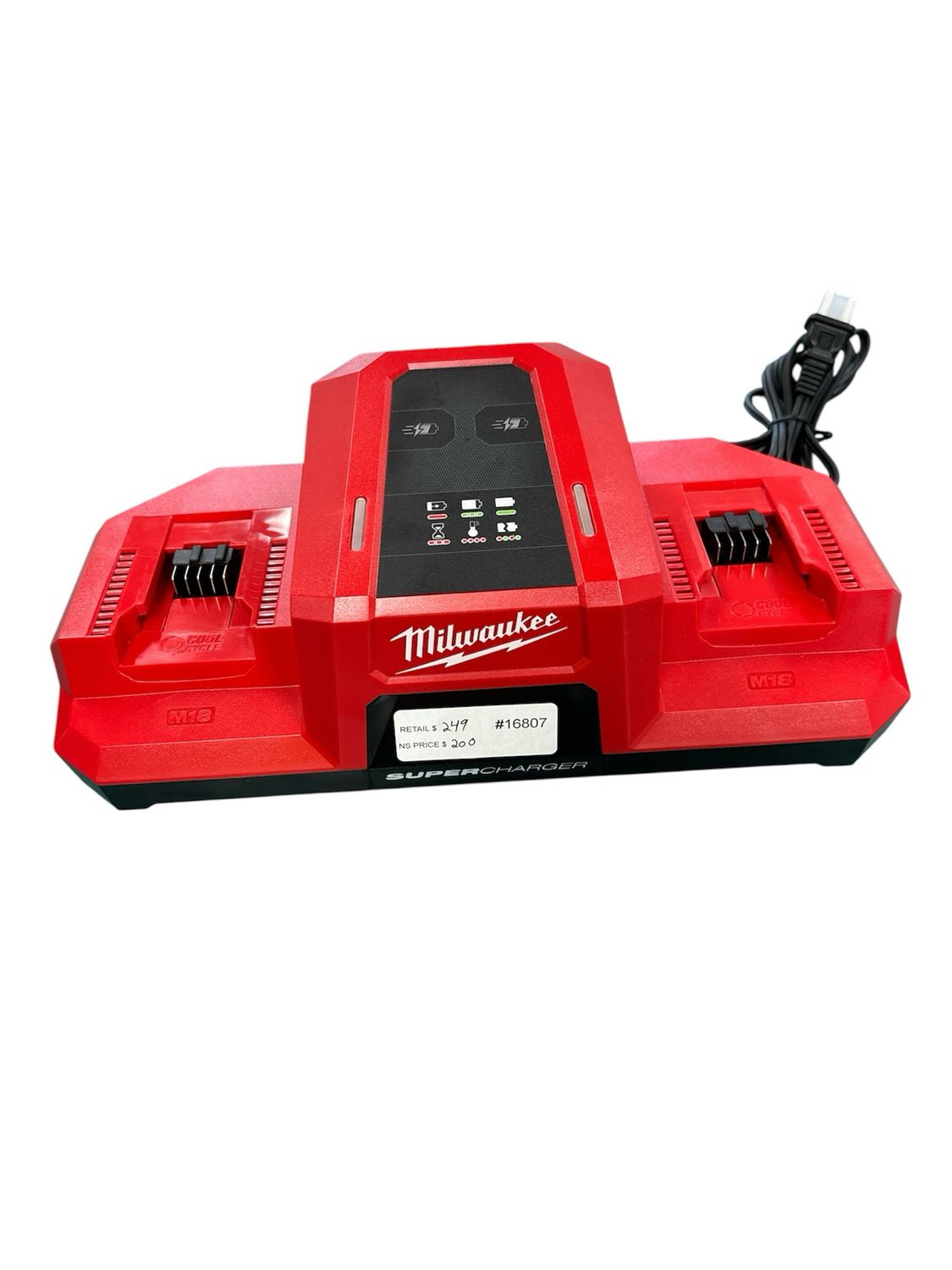 Milwaukee M18 18V Dual Bay Simultaneous Super Charger 48-59-1815 .  .
