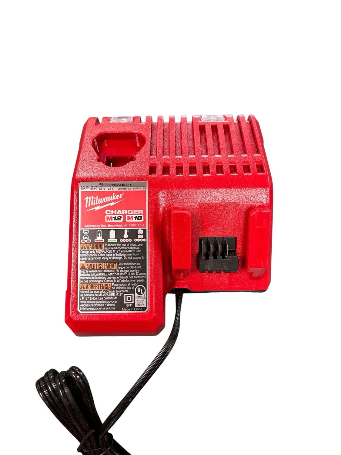 Milwaukee M12 and M18 12-Volt/18-Volt Lithium-Ion Multi-Voltage Battery Charger 48-59-1812       .