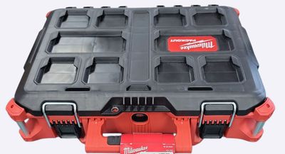 Milwaukee PACKOUT 22 in. Medium Red Tool Box with 75 lbs. Weight Capacity 48-22-8424   .