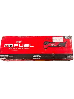 Milwaukee M18 FUEL 18V Lithium-Ion Cordless Brushless Oscillating Multi-Tool (Tool-Only) 2836-20 .