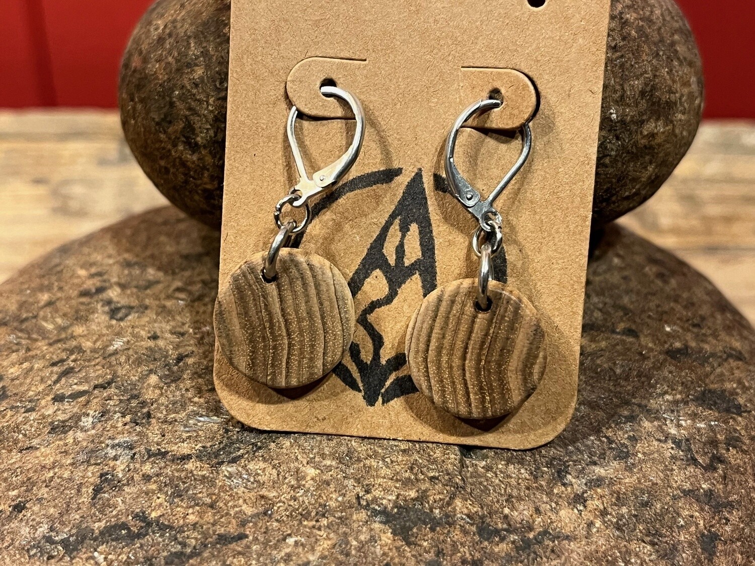 Boucles d&#39;oreilles frêne gris