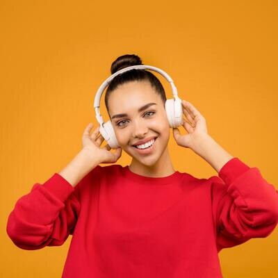 SAMPLE. White Wireless Over-ear Noise Canceling Headphones with Microphone