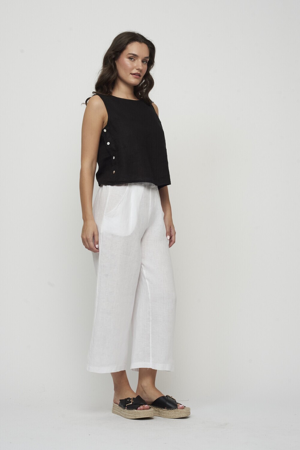 Pistache Linen Tank With Buttons P-0030 S24
