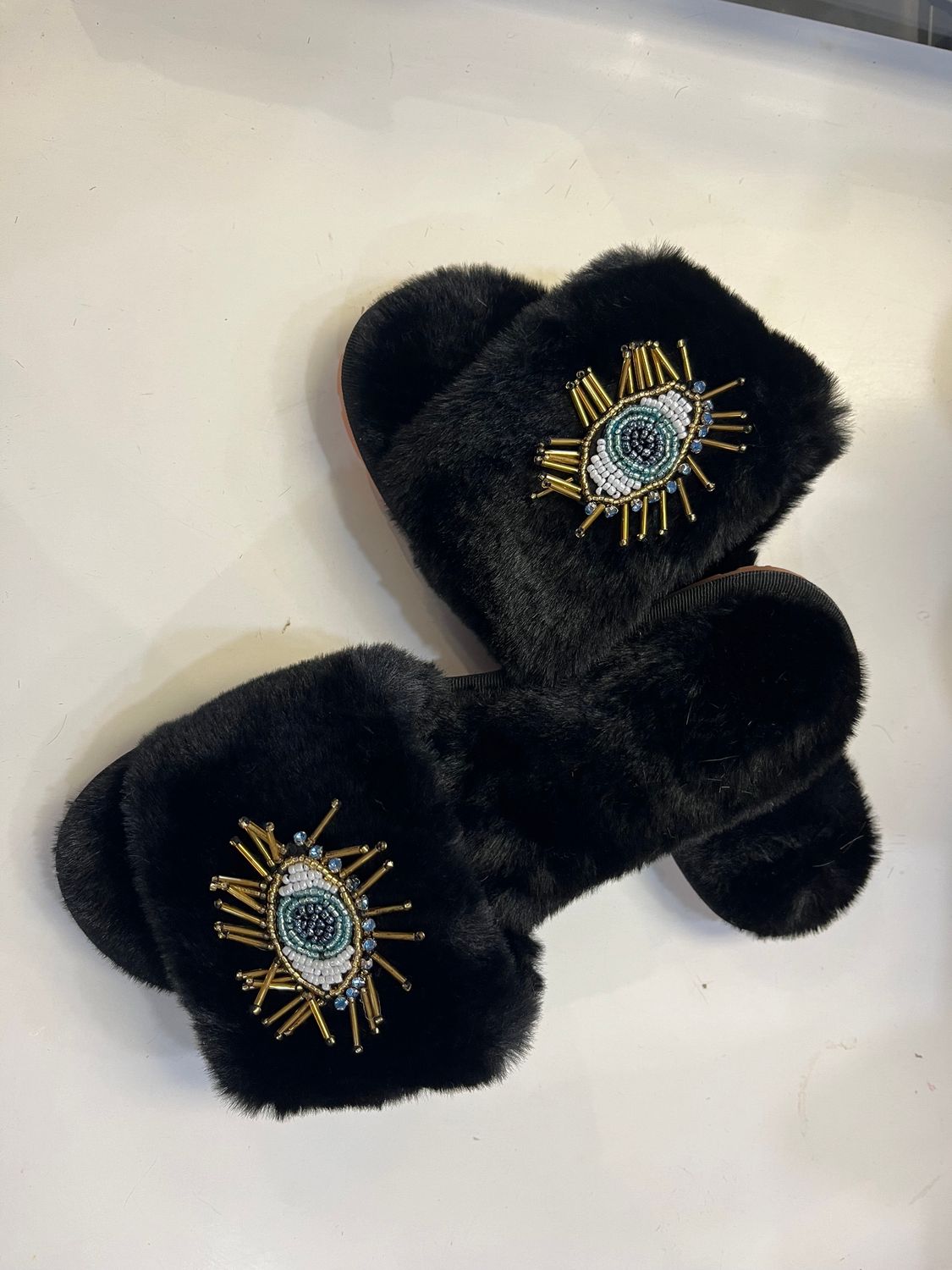 Limlim Slipper , Color: Black, Size: 5-6