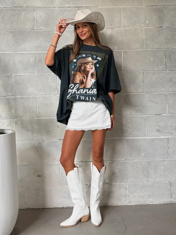 Day Dreamer Shania Still The One Tee F25