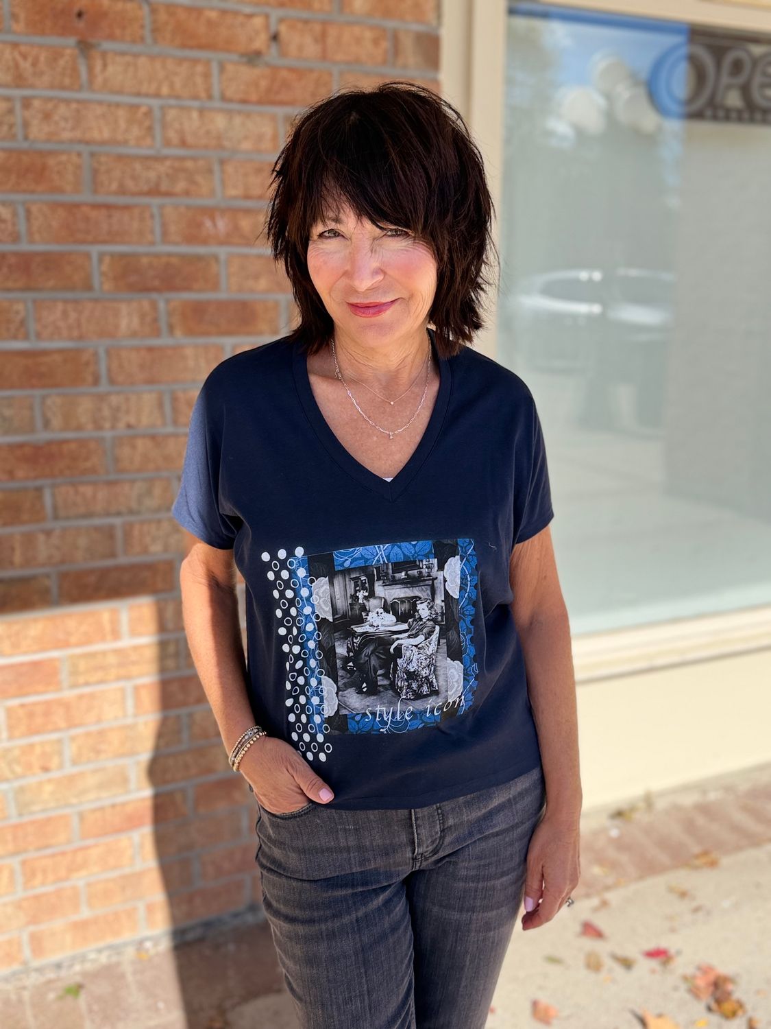 Suzi Roher Style Icon