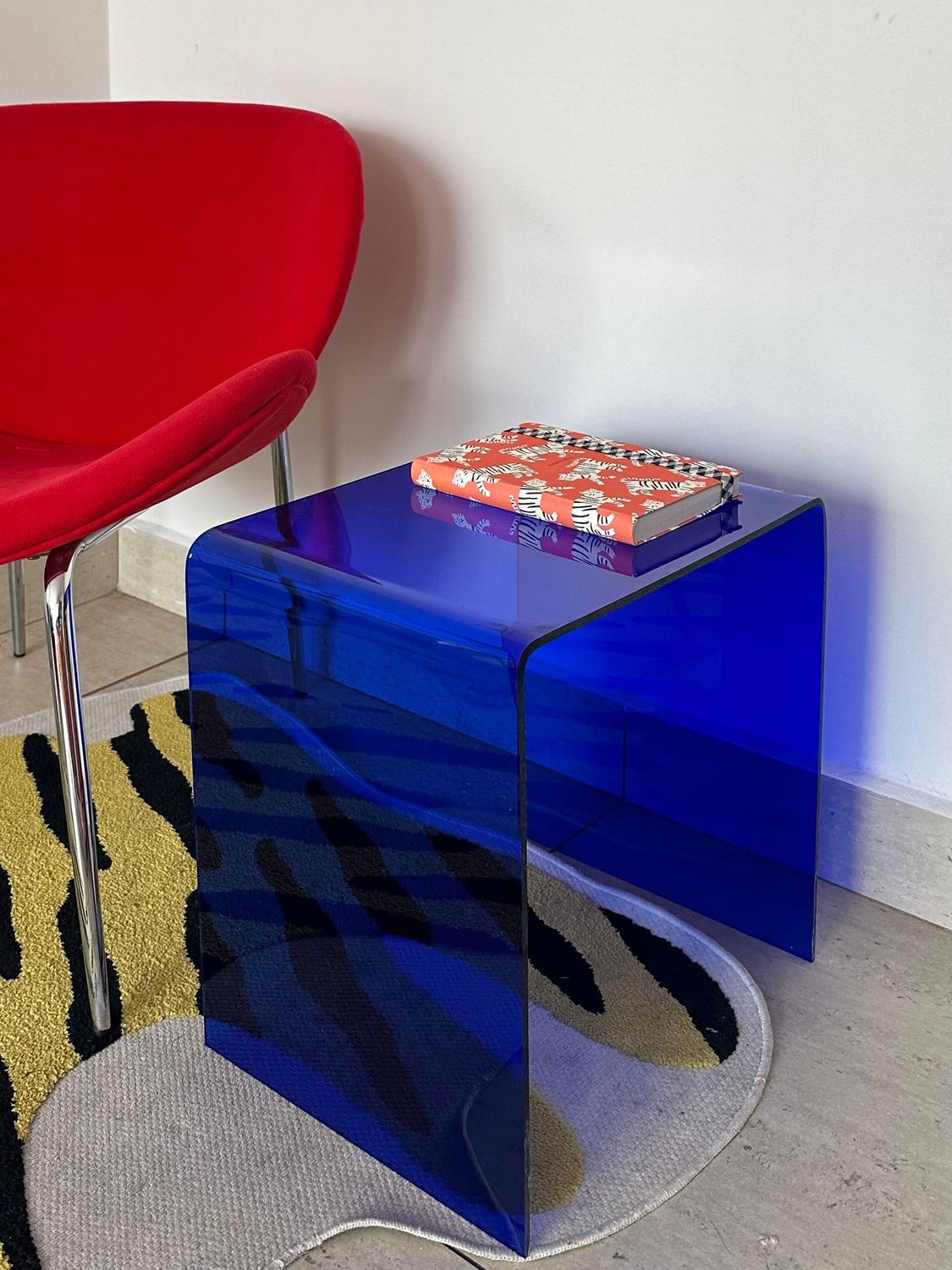 BLUE COFFEE TABLE