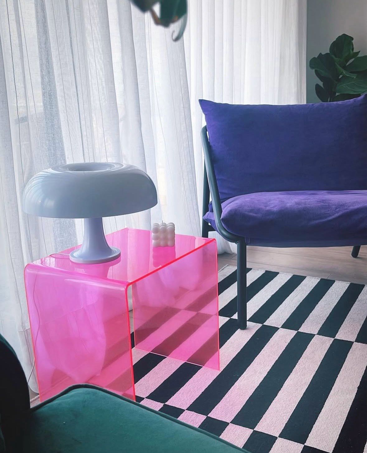 PINK COFFEE TABLE