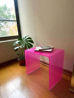 PREORDER - PINK COFFEE TABLE