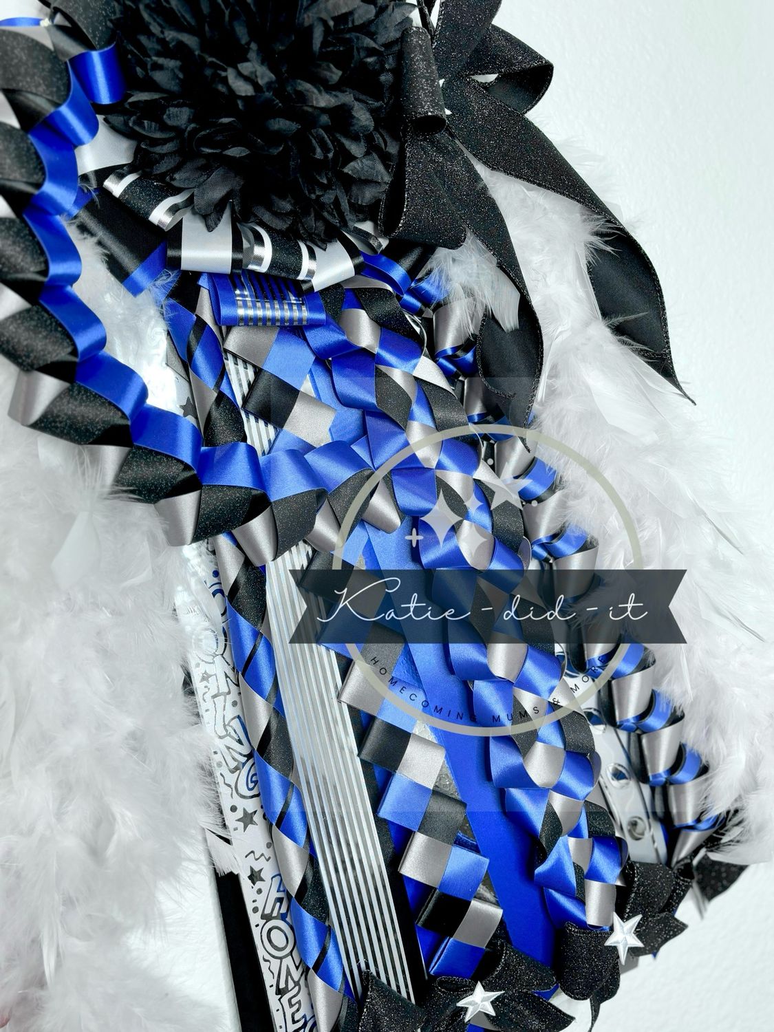 PREMADE 24 inch (blue and black with white)