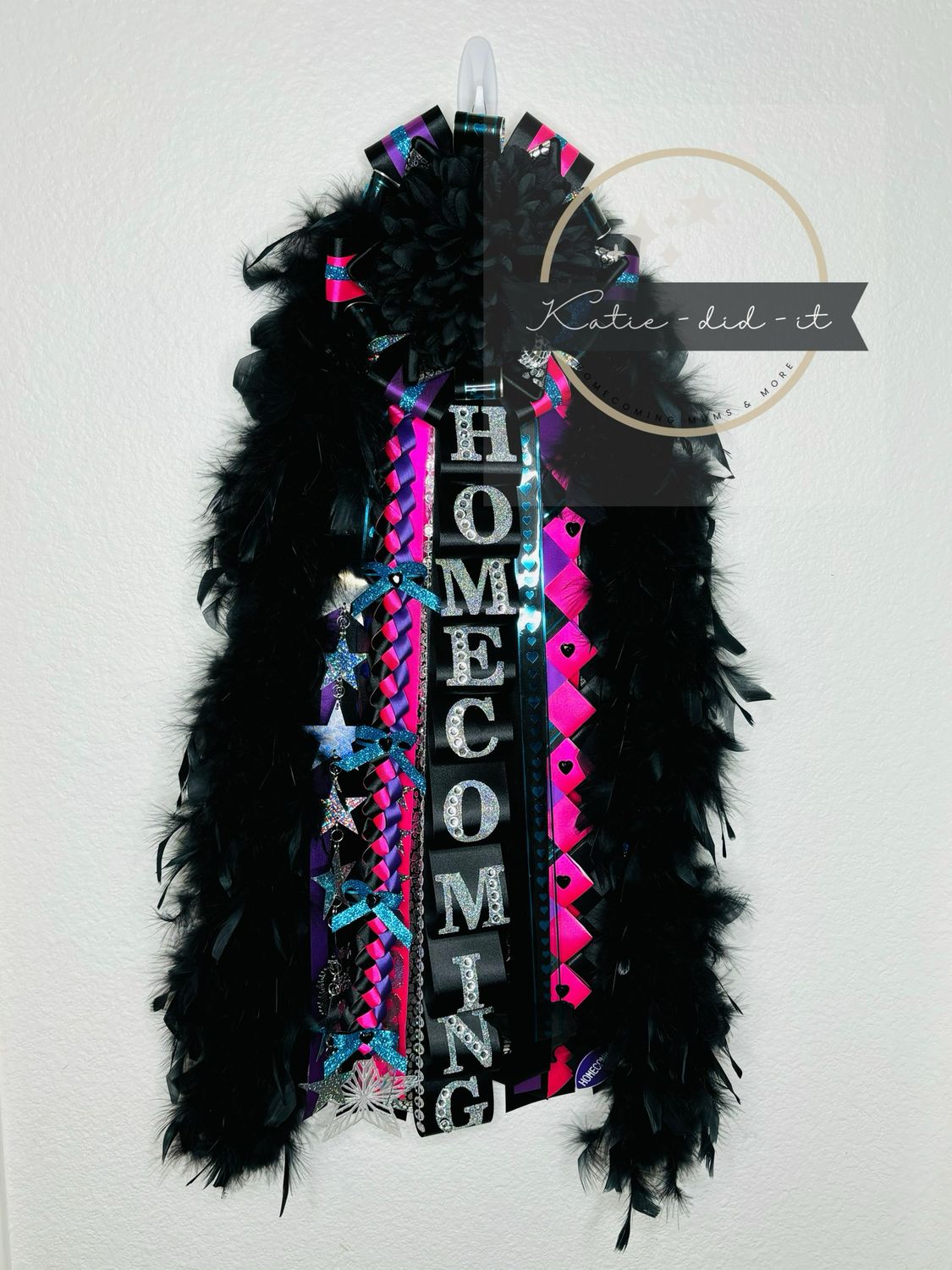 CLOSEOUT 30INCH HOMECOMING MUM