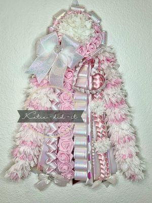 PREMADE 28 inch (pink roses and hearts)