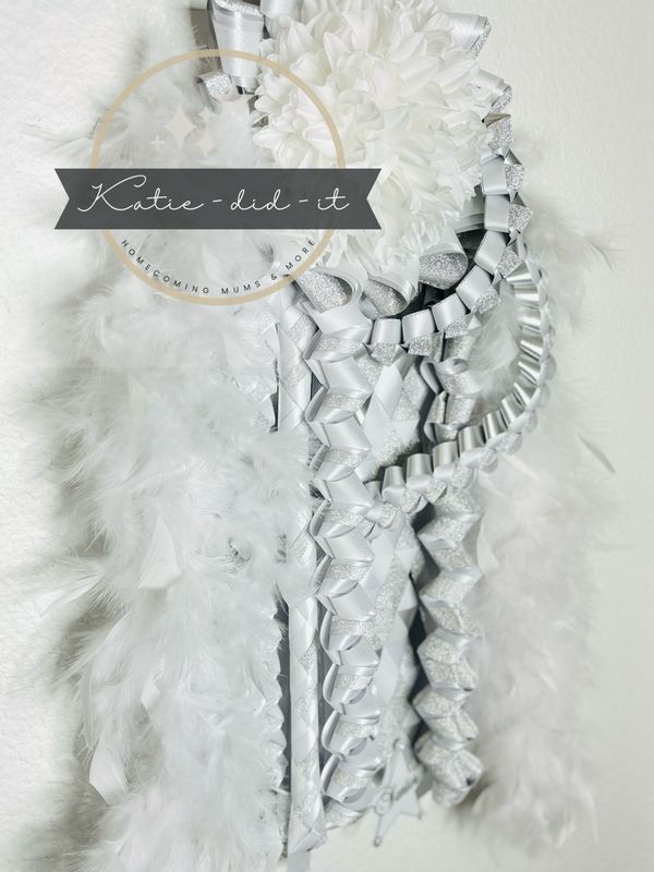 PREMADE 24 inch (senior white silver)
