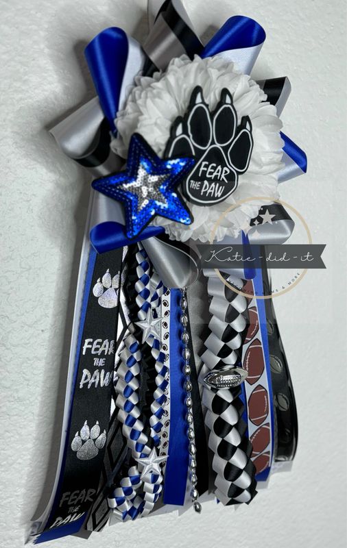 PREMADE  15 inch (fear the paw)