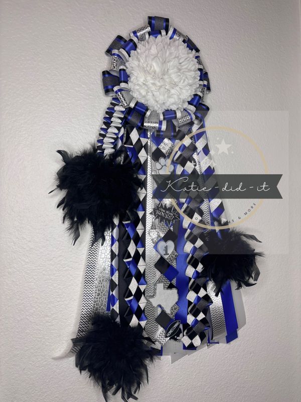 PREMADE 30 inch SILVER BLUE BLACK AND WHITE