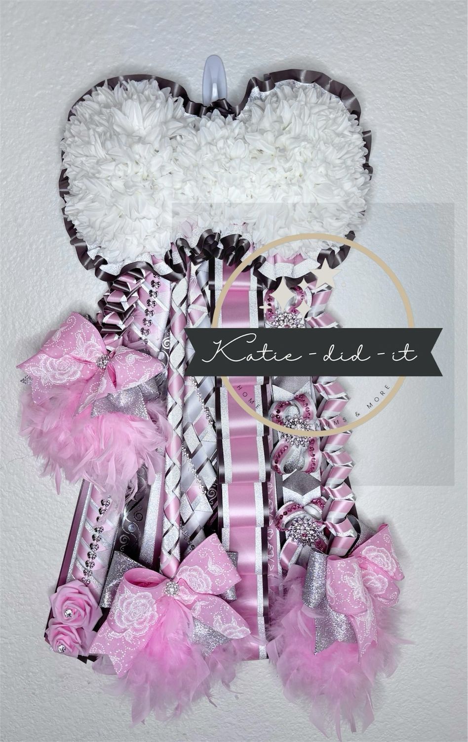 PREMADE 28 inch ROSE AND BOW MUM (PROTOTYPE BOW TOPPER)