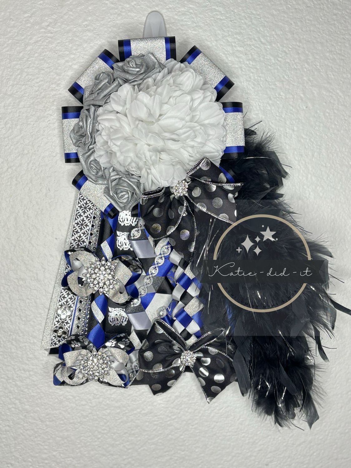 PREMADE 15inch mum Blue Black Silver Roses