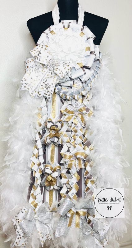 PREMADE 36 INCH GOLD AND SILVER STATEMENT