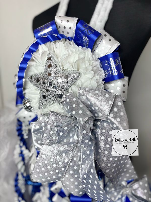 PREMADE 30 INCH BLUE AND SILVER SIGNATURE
