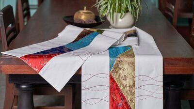 Table runner “Waves”