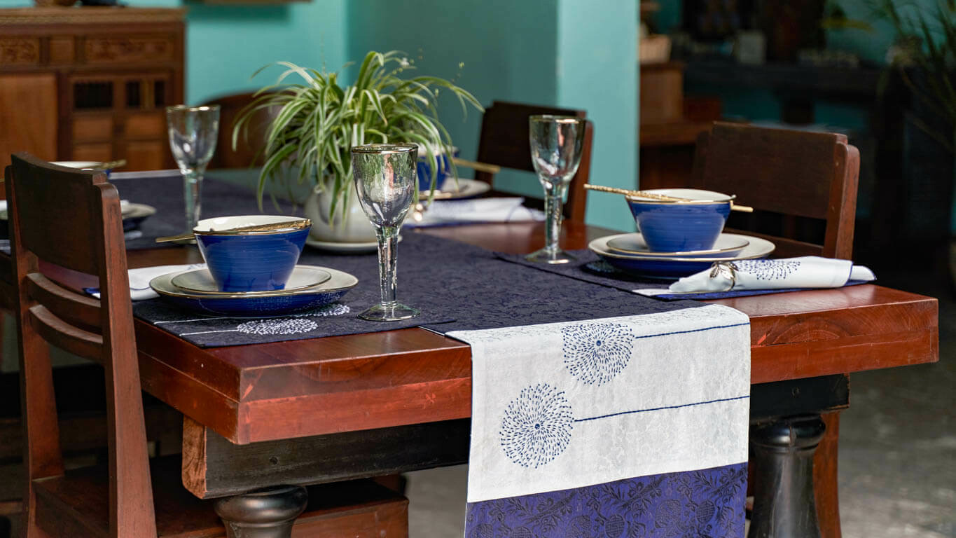 Table runner “Double Fireworks”