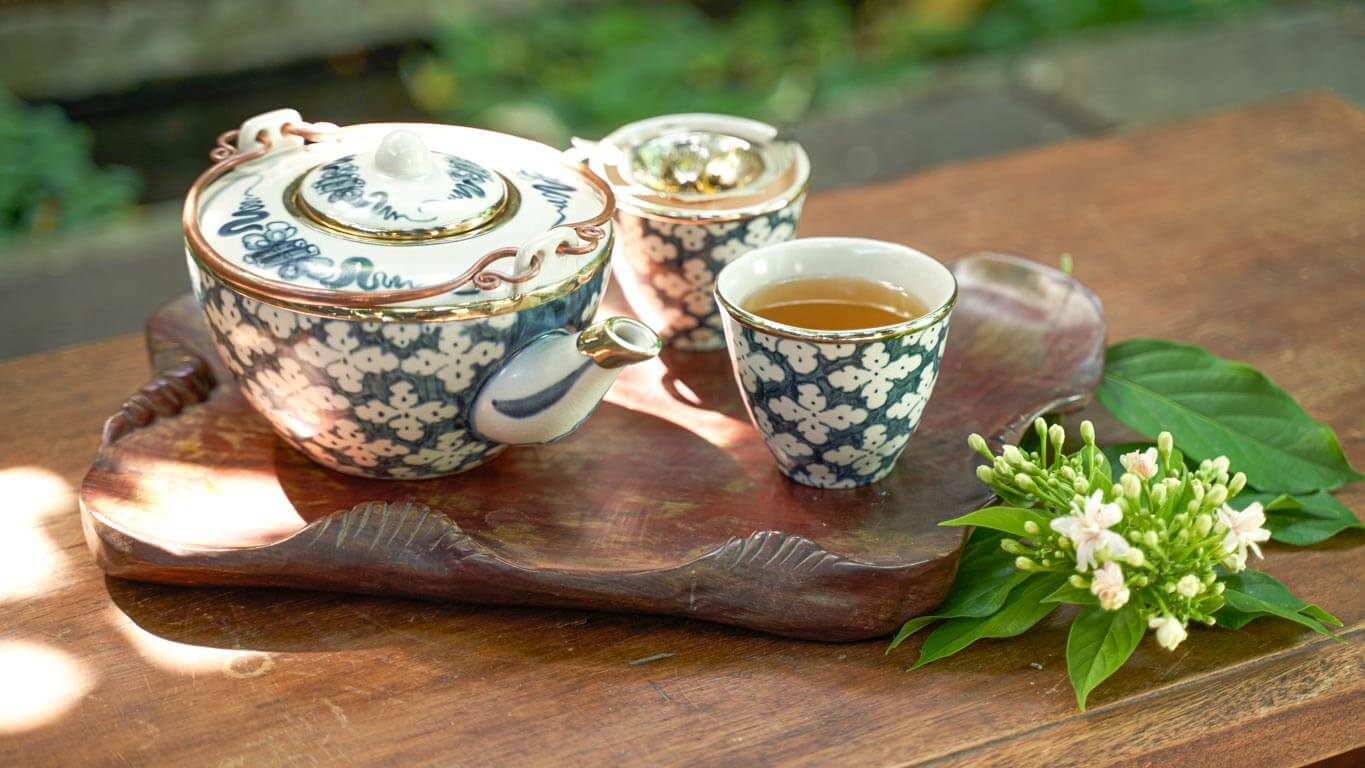 Teapot “Hoa Beo”
