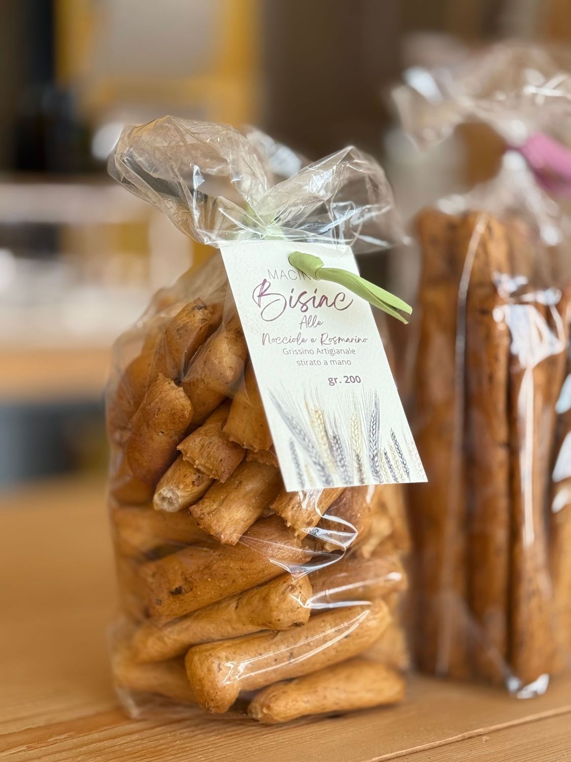 "BISIAC" GRISSINI STIRATI A MANO CON NOCCIOLE E ROSMARINO
