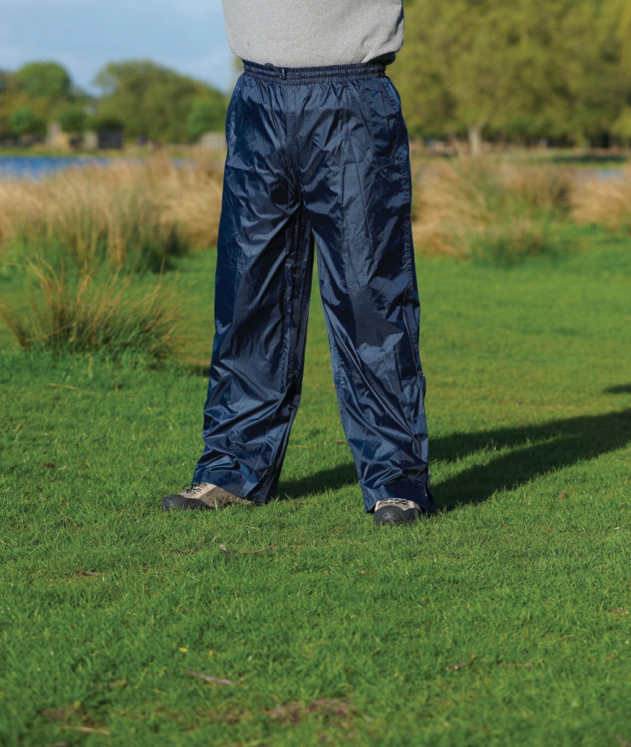 Mens waterproof trousers stowable 2L NORTHCOVER green for only 349    NORTHFINDER