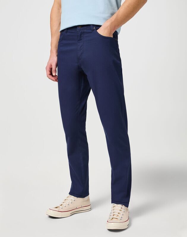 Wrangler Texas Stretch Slim, Dark Navy 112352831 (Non-Denim)
