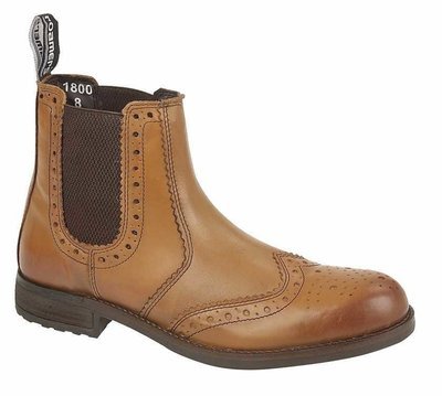 Roamers Twin Gusset Brogue Ankle Boot. Tan M980B