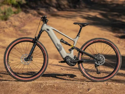 Mountain 7 Carbon - Long Range - 10 Gang Shimano Kettenschaltung