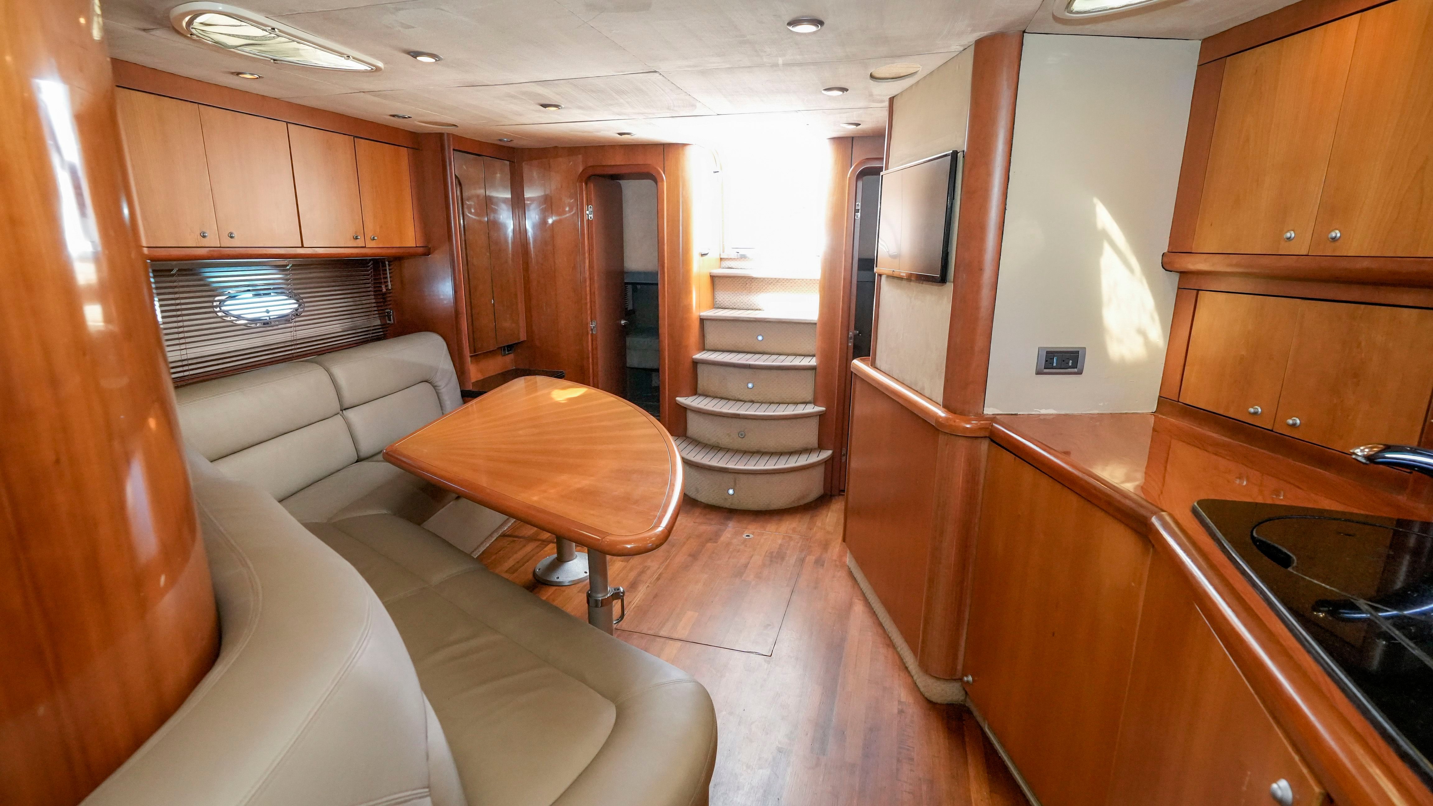 JOIA interior