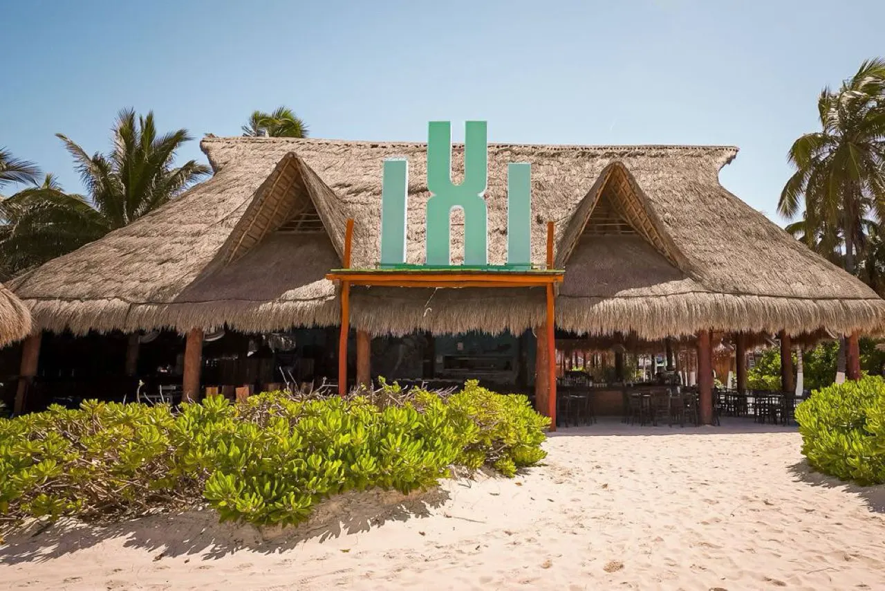 Isla Mujeres VIP Premium 9